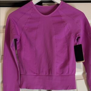 NUX One By One Vibrant Pink Women's Compression Performance Crop Top Medium